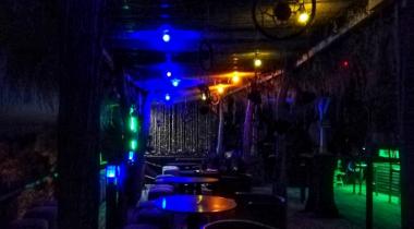 Caliente Bungalow kabak koyu