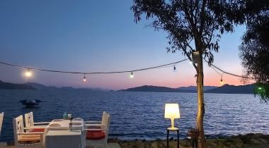 Çatlak Beach & Camping