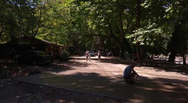 Karasu Maden Deresi Şelalesi
