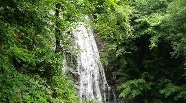 Güzeldere Şelalesi Tabiat Parkı