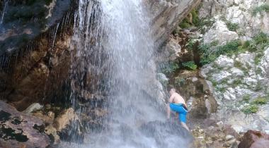 Bursa Aras Şelalesi