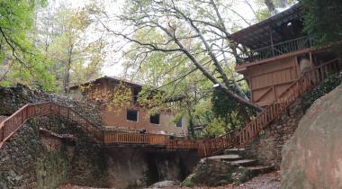 Denizli Ağlayan Kaya Şelalesi