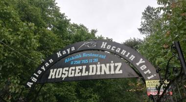 Denizli Ağlayan Kaya Şelalesi