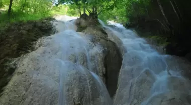 Kuzalan Şelalesi Tabiat Parkı