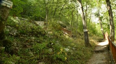Ayancık İnaltı Mağarası Tabiat Parkı