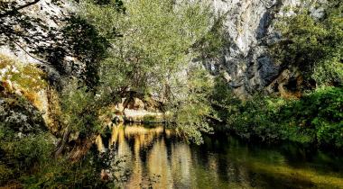 Derebucak Gavur Beşiği Mağarası (Boyalı Mağara) (Çamlık Mağaraları)