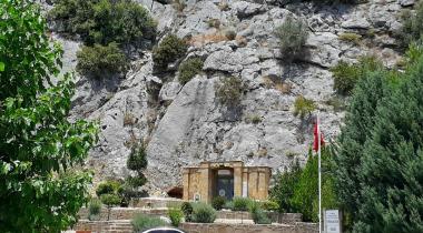 Antalya Zeytintaşı Mağarası Tabiat Anıtı