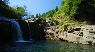 Karaoluk Çiseli Şelalesi