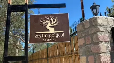 Zeytin Gölgesi