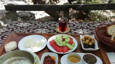 Ağlayan Şelale Kamping