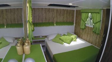 Mona Glamping Tiny House Caravan Suites