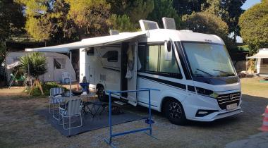 Yat Camping Motel