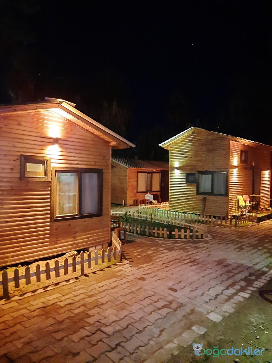 Lazoğlu Kamp Ve Tatil Köyü, Kuşadası Bungalov Ev