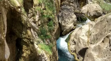 Şuğul Kanyonu/Vadisi