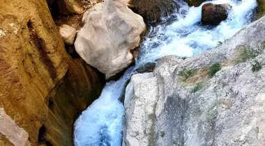 Şuğul Kanyonu/Vadisi