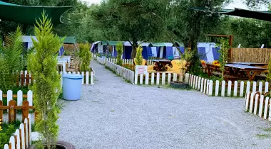 Yeşilyurt Denizatı Glamping Otel & Beach