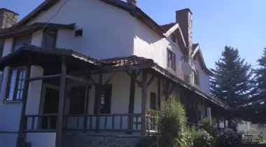 Sarıalan Dağevi