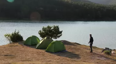 Kızılhisar Göleti - Uşak Camping