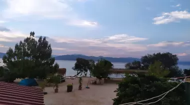Turnalı Boncuk Koyu