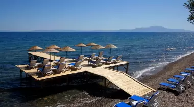 Zena Beach& Bungalows