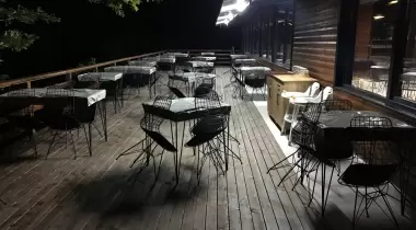 Kartepe Ayrı Gezegen Cam Teras