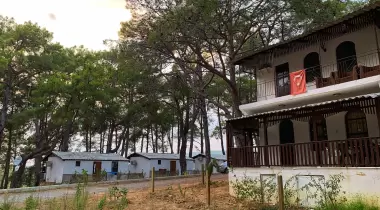 Mutlu Tatil Köyü