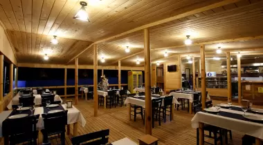 Zena Beach& Bungalows