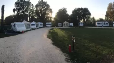 Nilüfer Karavan Park