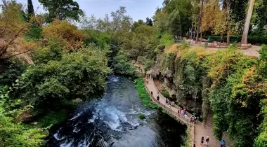 Antalya Yukarı Düden Şelalesi