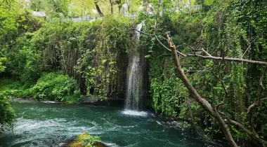 Antalya Yukarı Düden Şelalesi