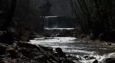 Hacıkara Şelalesi