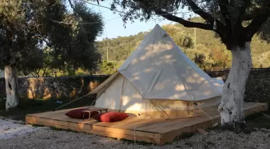Ruina glamping