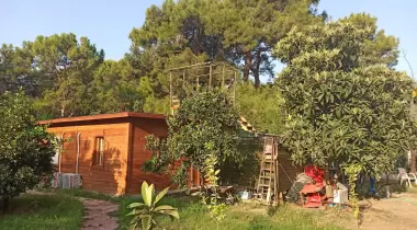 Secret Garden Bungalows & Tent Hotel