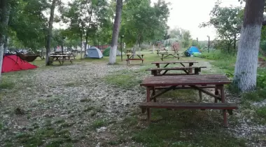 Nehir Otel Kamp