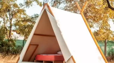 Flamingo Bungalow & Camping