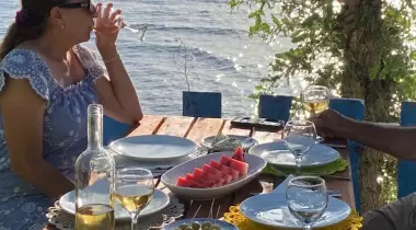 GEYİKLİ CAMPING GÜNBATIMI TATİL KÖYÜ, KONAKLAMA