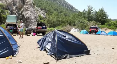 Korsan Koyu Kamp Alanı