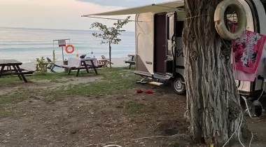 Gölge Camp