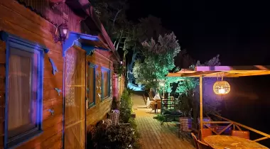 Kapari Beach & Bungalows