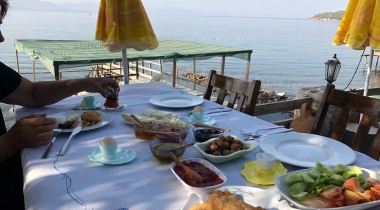 Kafadar Beach Club & Glamping