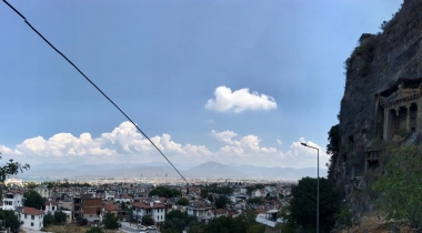 Amynthas Kaya Mezarları