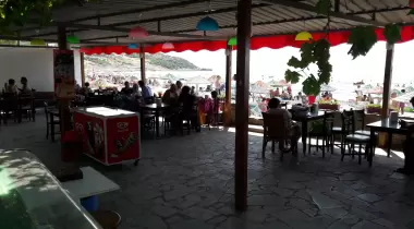 ROBİNSON BEACH RESTORANT CAMP