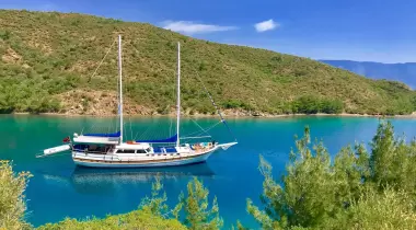 Balık Aşıran Koyu