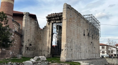 Augustus Tapınağı