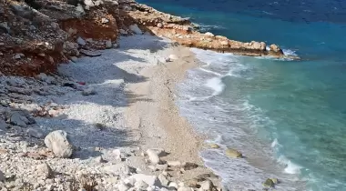 Kumluova Plajı