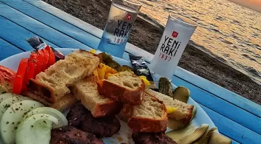 Badem Cafe Camping