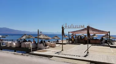 Assos Tuluum Otel beach