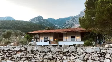 Fıstık Doğa Evi