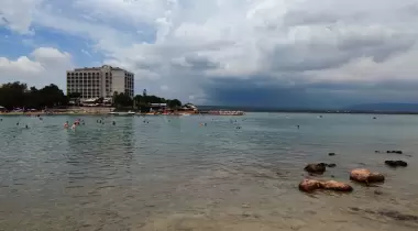 Demiryol İş Plajı