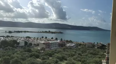 Balpetek Plajı